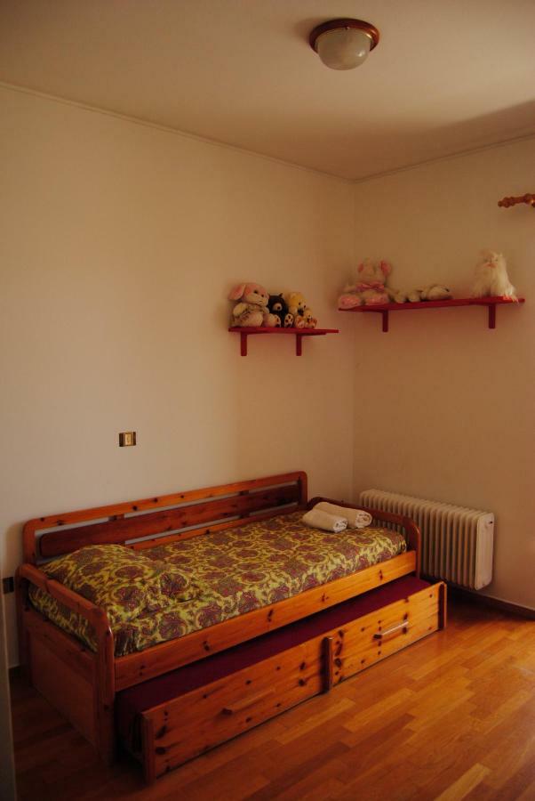 Apartment By The Beach Kalamata Exterior photo